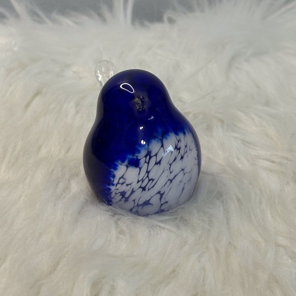 (186)Source Unknown Cobalt Blue and Clear Glass Bird Figurine - Picture 4 of 5